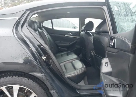 2017 Nissan Maxima 3.5 Sv z USA, uszkodzony, nr VIN 1N4AA6AP8HC444128